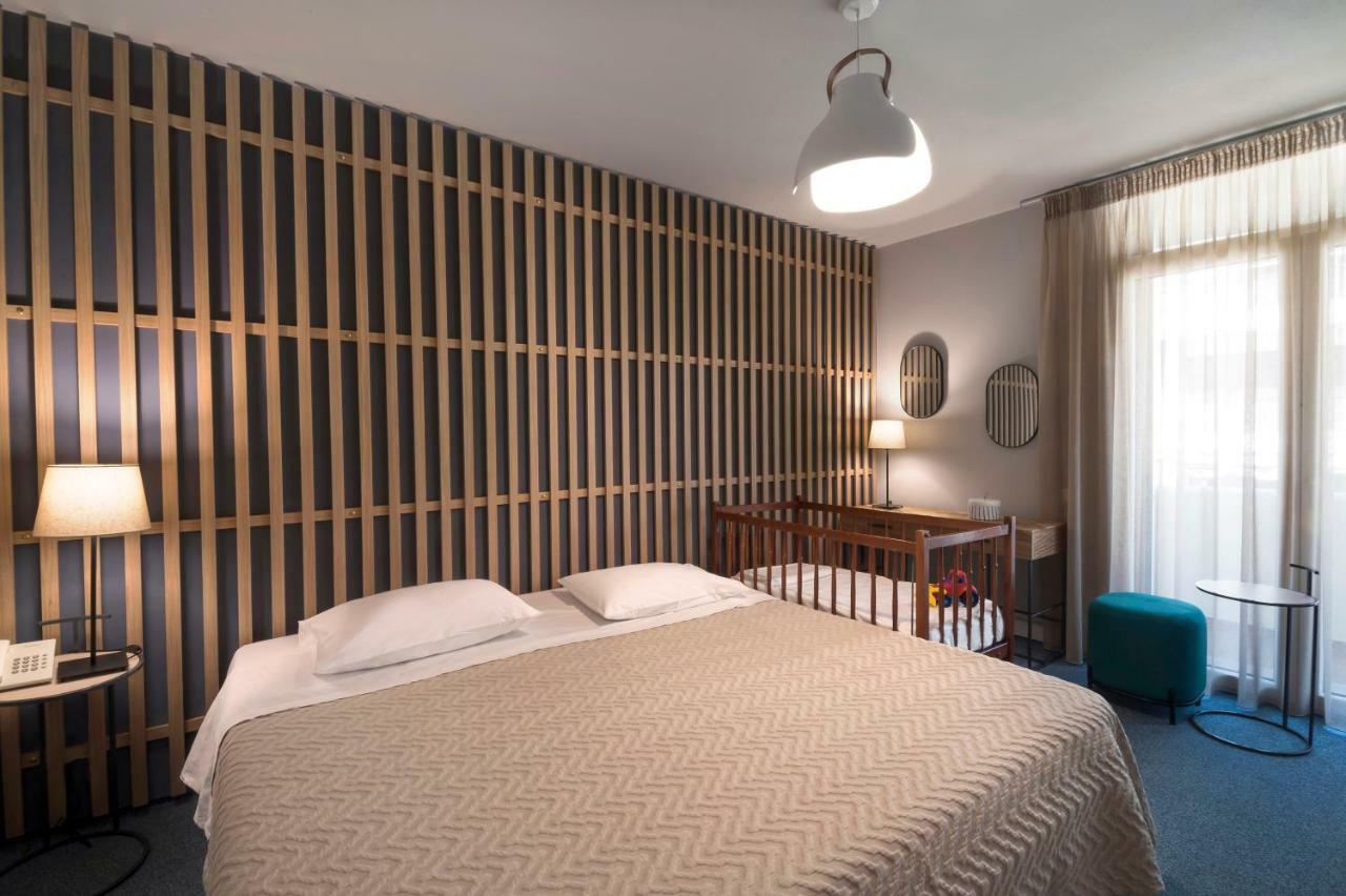Marina Alimos Hotel Apartments Athens Exterior photo
